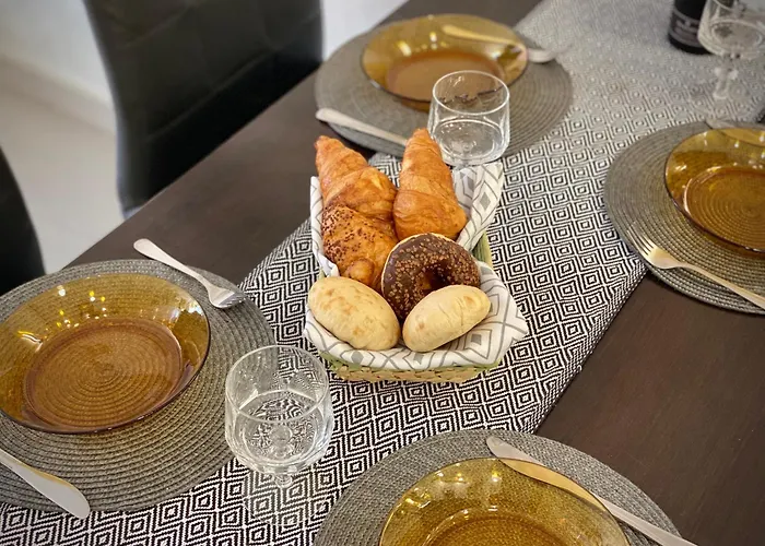 Entire For 4 Guests In Apartment *