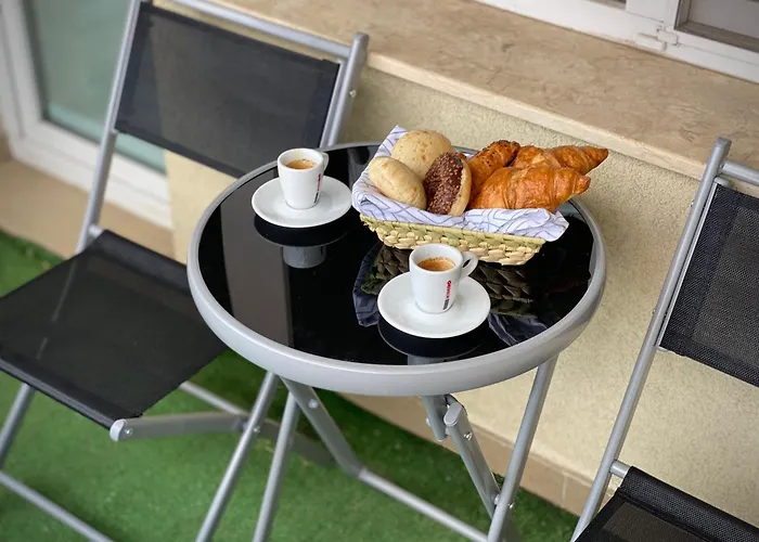 Entire For 4 Guests In